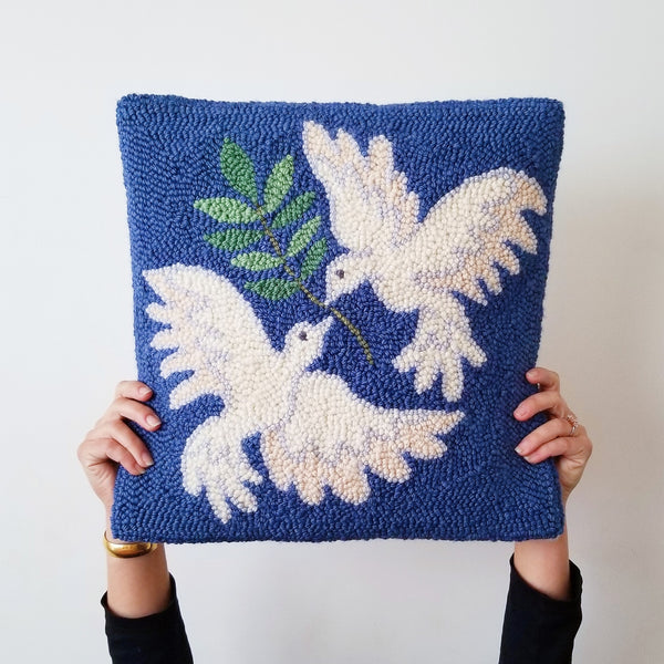 Doves of Peace - 16" Pillow - PDF Pattern