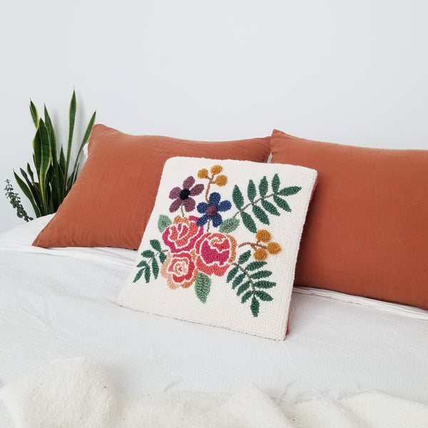 Flower Bouquet - 16" Pillow - PDF Pattern