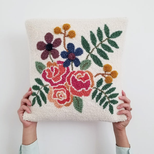 Flower Bouquet - 16" Pillow - PDF Pattern